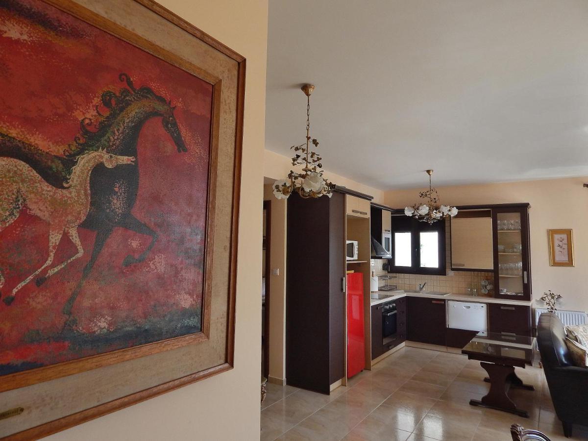Apartment οδυσσεια, κοντά σε αεροδρόμιο, λιμάνια και θάλασσες *