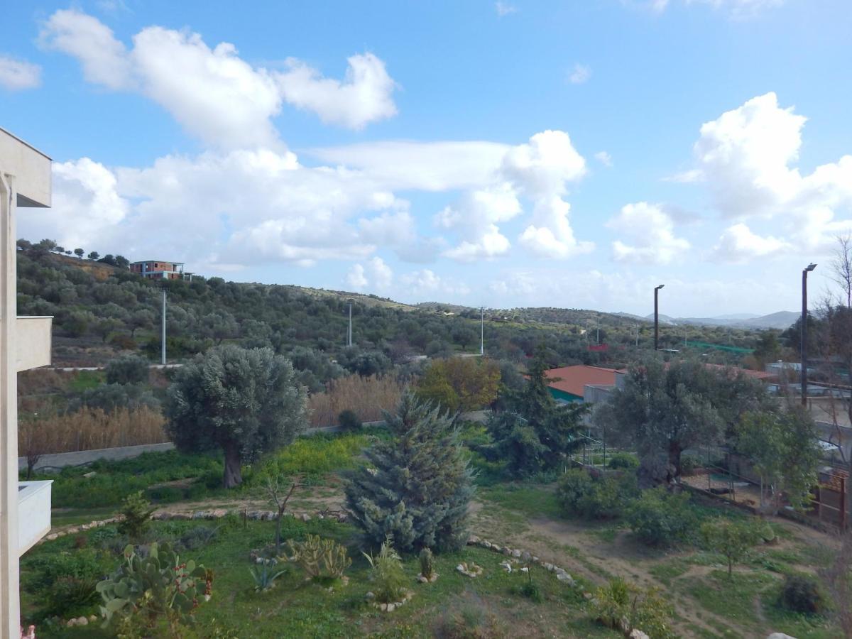 οδυσσεια, κοντά σε αεροδρόμιο, λιμάνια και θάλασσες * Keratea